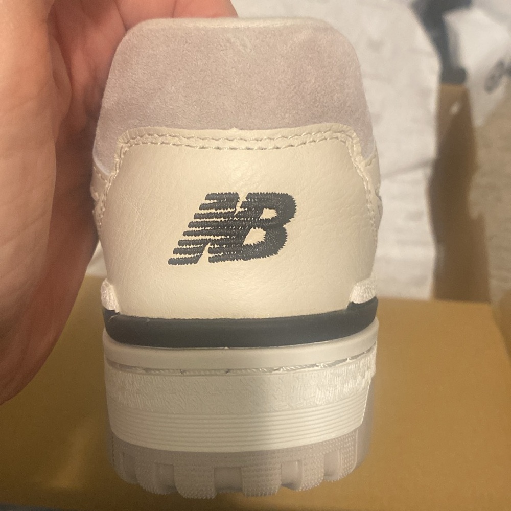 NEW BALANCE 550 SZ 7 - Picture 11 of 15